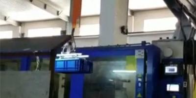 好色先生TV下载网站周转箱引入机械手制造