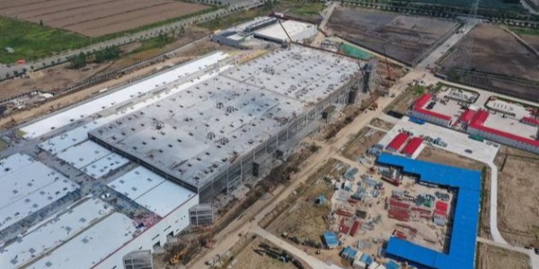 特斯拉预计：年底前在上海工厂投产Model 3电动车